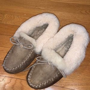 LL BEAN MOCCASINS